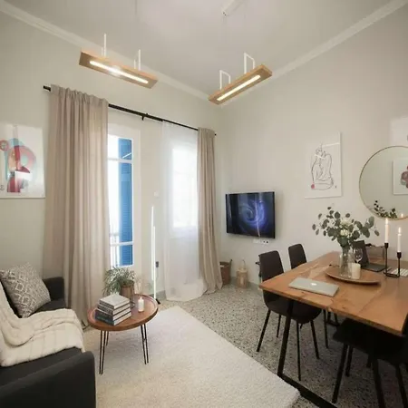 Maisonette With Beautiful Terrace