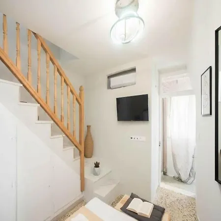 Maisonette With Beautiful Terrace *